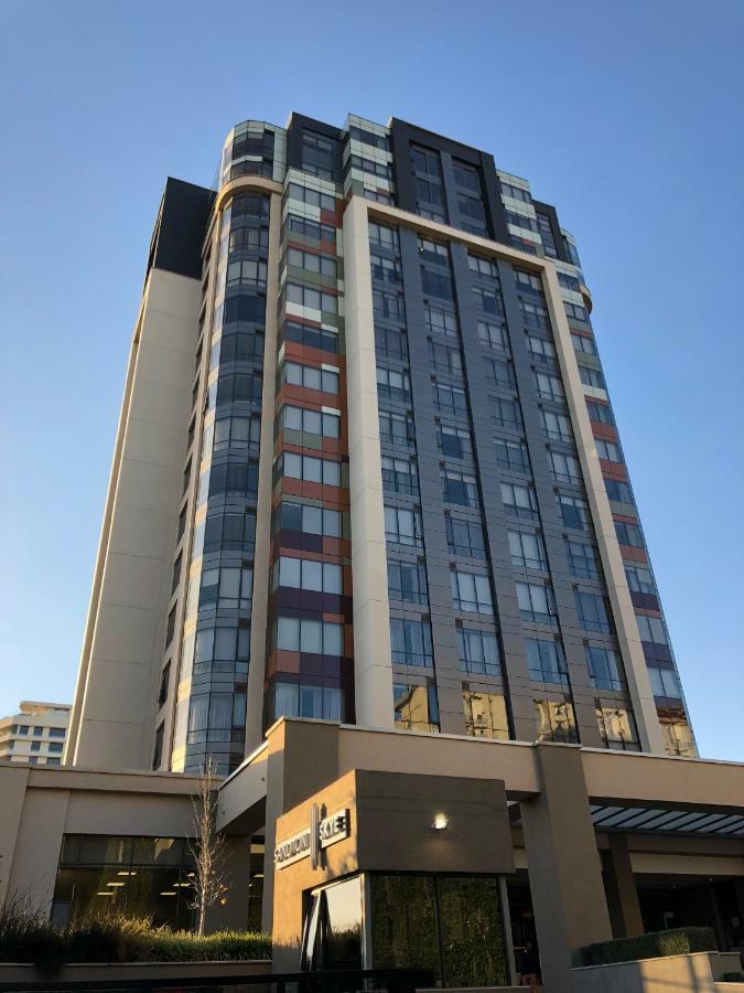 Sandton Skye Suites Johannesburg Bagian luar foto