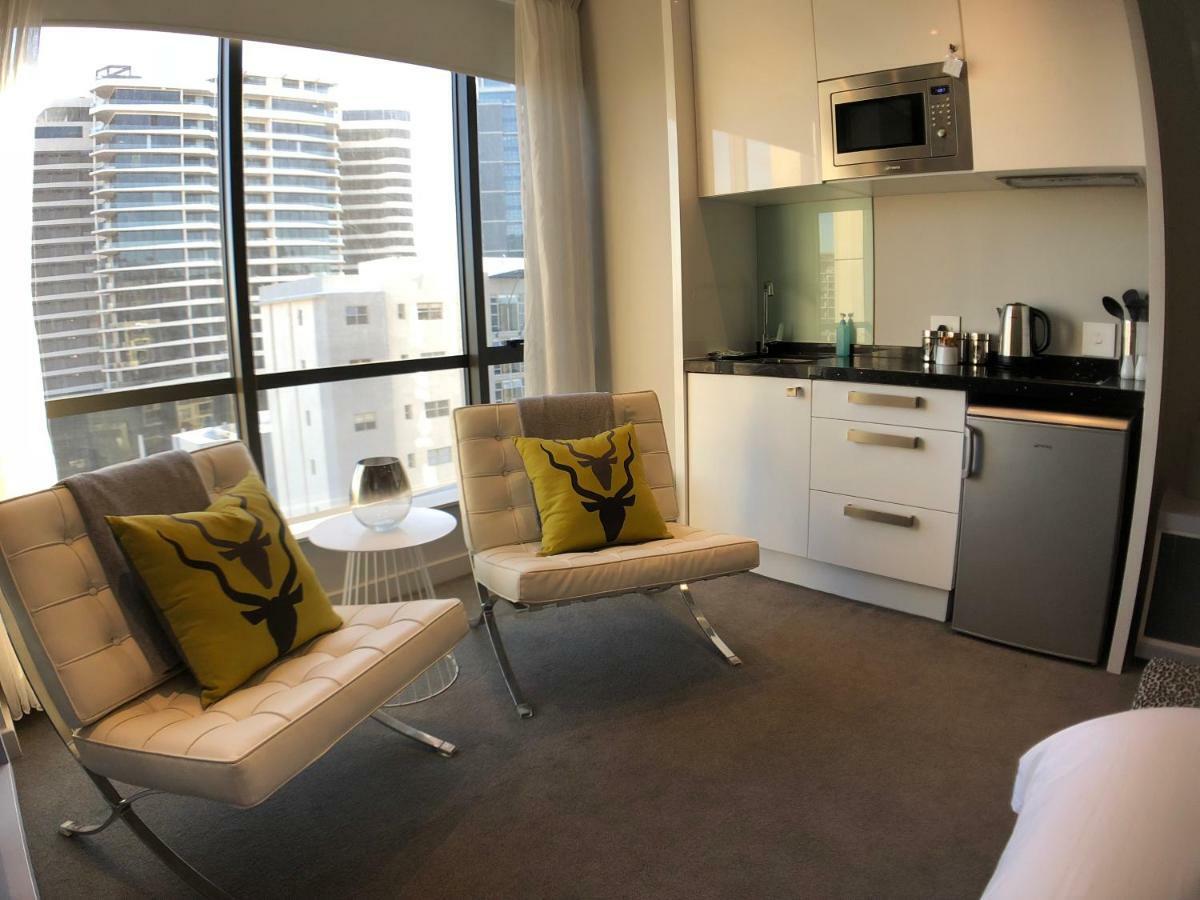 Sandton Skye Suites Johannesburg Bagian luar foto